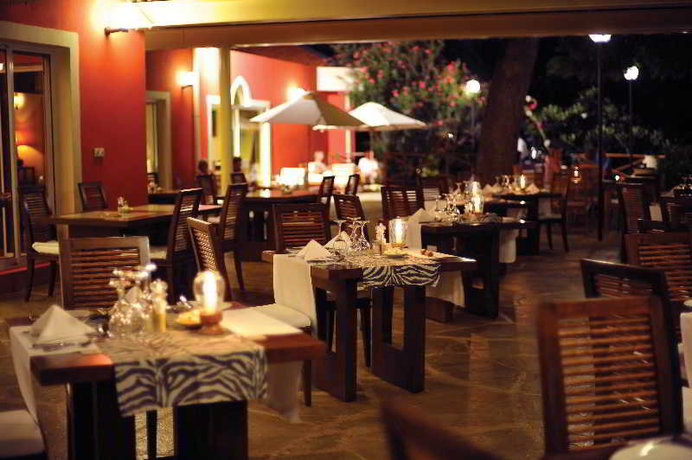 Imagen del bar/restaurante del Hotel Diamonds Malindi. Foto 11