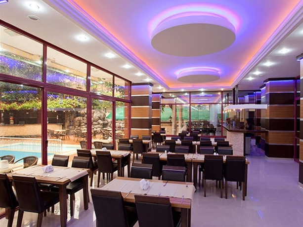 Imagen general del Hotel Diamore. Foto 3