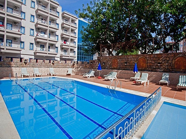 Imagen general del Hotel Diamore. Foto 4