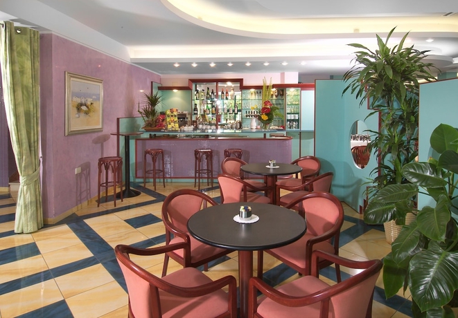 Imagen del bar/restaurante del Hotel Diana, Bellaria-Igea Marina. Foto 4