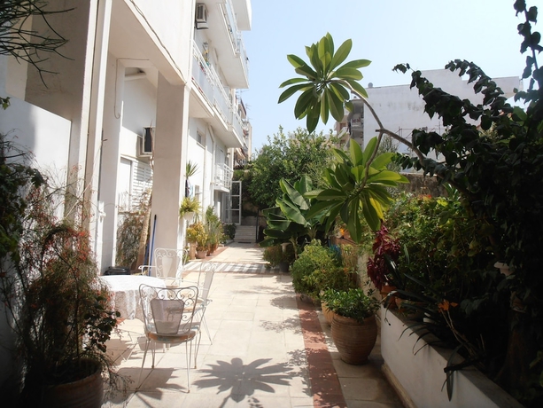 Imagen de los exteriores del Hotel Diana, Chania. Foto 15