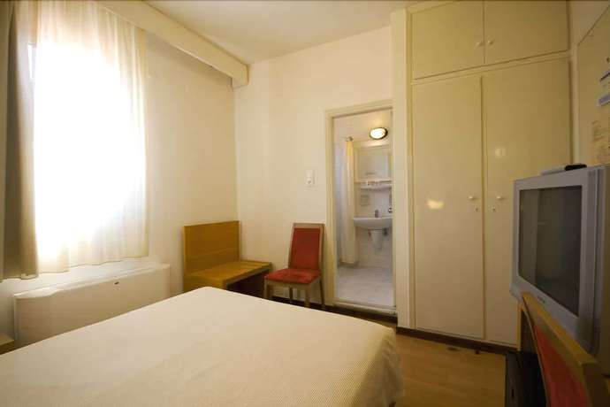 Imagen de la habitación del Hotel Diana, Chios. Foto 7