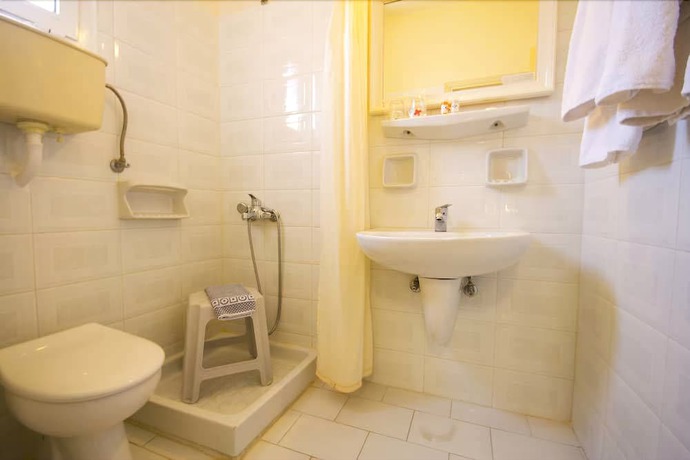 Imagen de la habitación del Hotel Diana, Chios. Foto 9