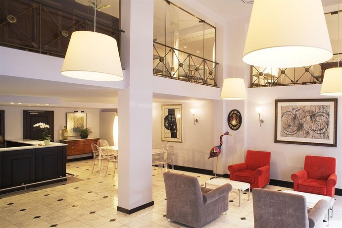 Imagen de los interiores del Hotel Diana Dauphine. Foto 8