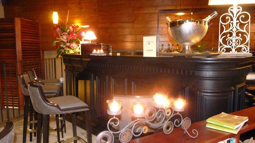 Imagen del bar/restaurante del Hotel Diana Dea Lodge. Foto 6