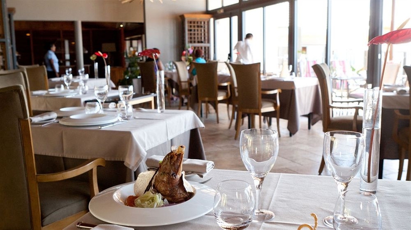 Imagen del bar/restaurante del Hotel Diana Dea Lodge. Foto 8