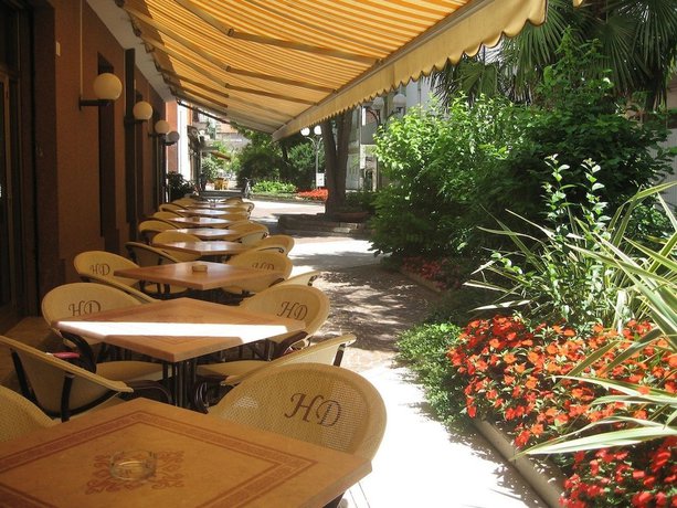 Imagen del bar/restaurante del Hotel Diana, Grado. Foto 6
