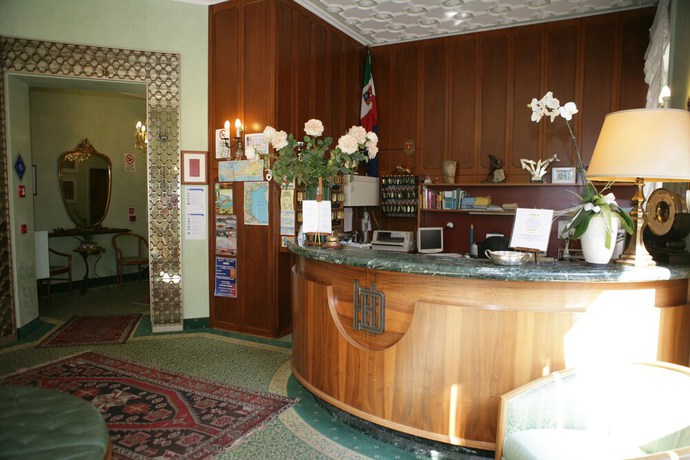 Imagen de los interiores del Hotel Diana, Grado. Foto 20