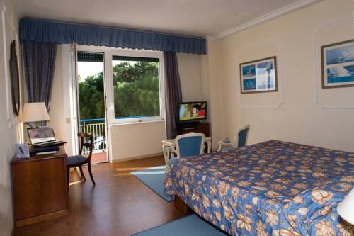 Imagen de la habitación del Hotel Diana Grand Hotel. Foto 4