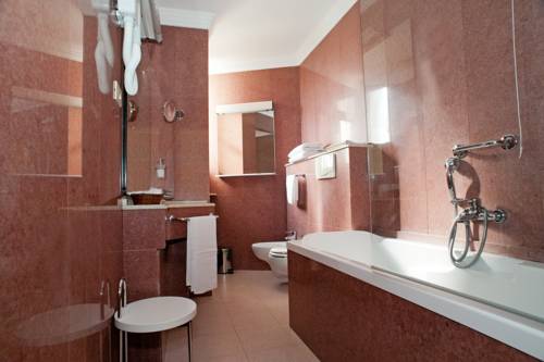 Imagen de la habitación del Hotel Diana Grand Hotel. Foto 5