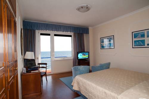 Imagen de la habitación del Hotel Diana Grand Hotel. Foto 10