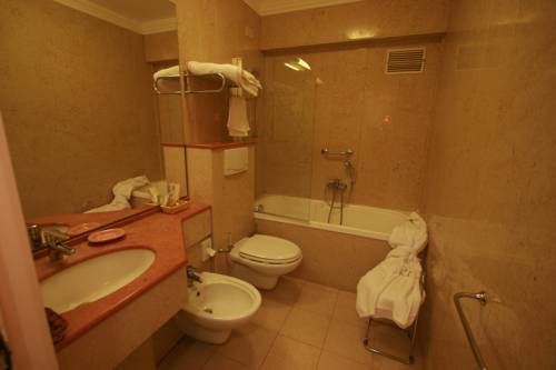 Imagen de la habitación del Hotel Diana Grand Hotel. Foto 13