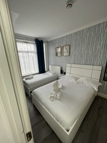 Imagen de la habitación del Hotel Diana, Londres. Foto 6
