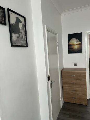 Imagen de la habitación del Hotel Diana, Londres. Foto 7