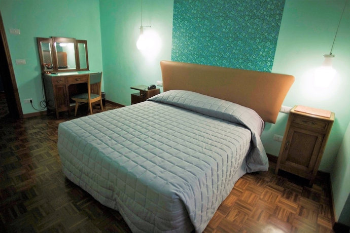 Imagen de la habitación del Hotel Diana, Lucca. Foto 11