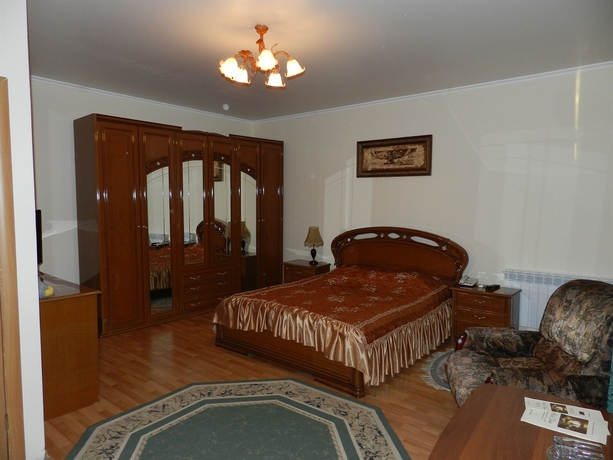 Imagen de la habitación del Hotel Diana Luxe. Foto 6