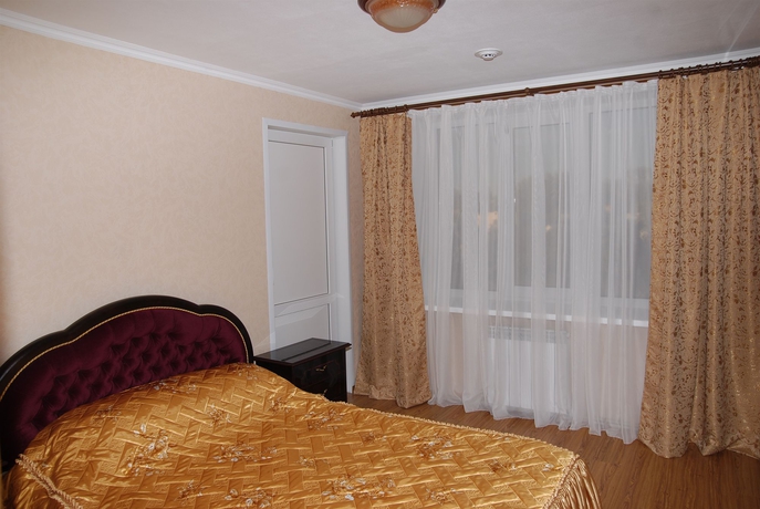 Imagen de la habitación del Hotel Diana Luxe. Foto 9