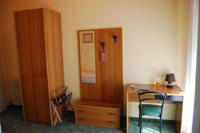 Imagen de la habitación del Hotel Diana, Malcesine. Foto 11