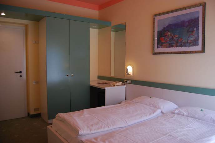Imagen de la habitación del Hotel Diana, Malcesine. Foto 14