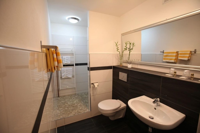 Imagen de la habitación del Hotel Diana, Malente. Foto 15