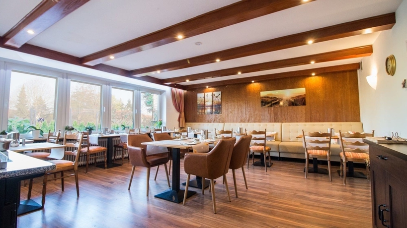 Imagen del bar/restaurante del Hotel Diana, Malente. Foto 4