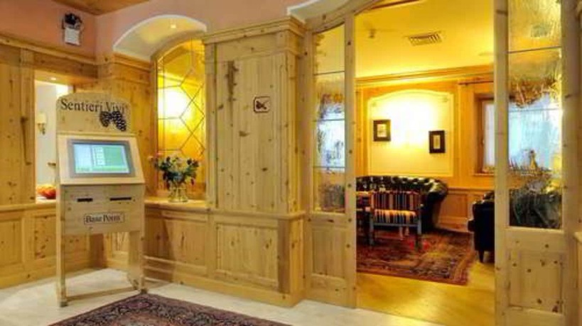 Imagen de los interiores del Hotel Diana, Patascoss. Foto 17