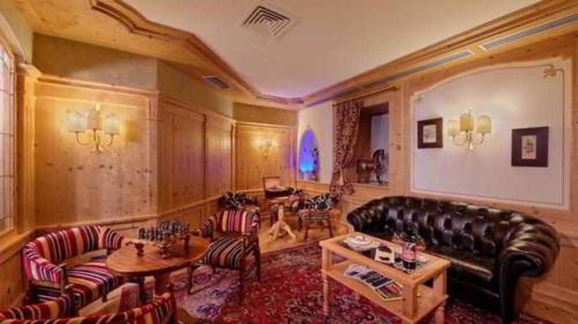 Imagen de los interiores del Hotel Diana, Patascoss. Foto 20