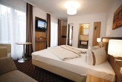 Imagen general del Hotel Diana, P&ouml;rtschach am W&ouml;rthersee. Foto 2