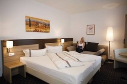Imagen general del Hotel Diana, P&ouml;rtschach am W&ouml;rthersee. Foto 9