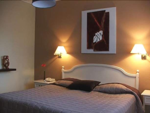 Imagen de la habitación del Hotel Diana, VENCE. Foto 8