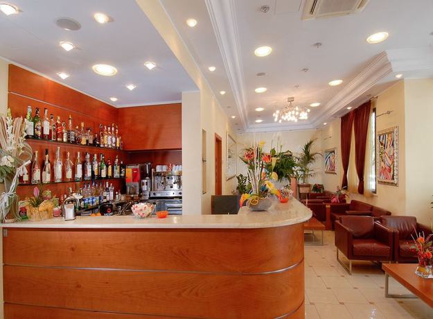 Imagen del bar/restaurante del Hotel Diana, Viserbella. Foto 8