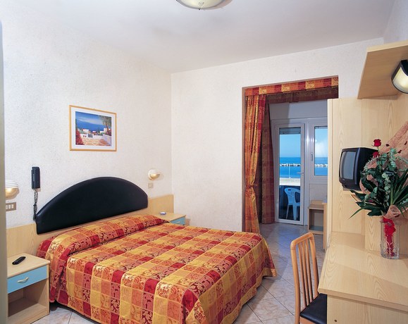 Imagen general del Hotel Diana, Viserbella. Foto 1