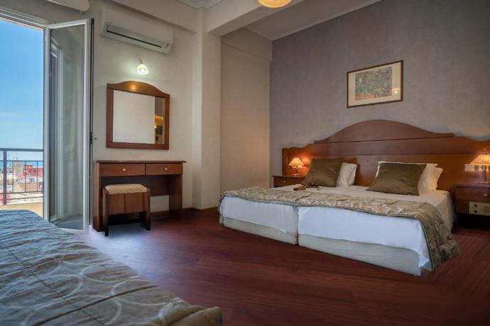 Imagen general del Hotel Diana, Zante. Foto 22