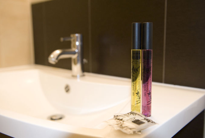 Imagen de la habitación del Hotel Diane. Foto 9