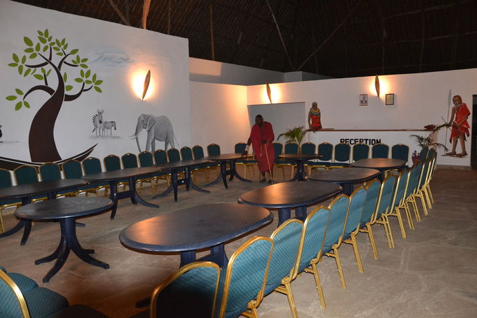 Imagen del bar/restaurante del Hotel Diani Bay Resort. Foto 4