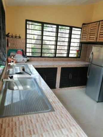 Imagen general del Hotel Diani Travelers Guest House. Foto 10