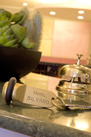 Imagen general del Hotel Diano Marina. Foto 2