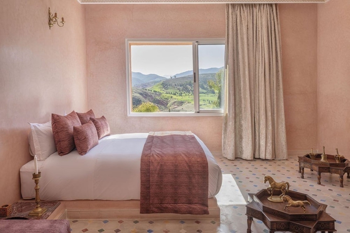Imagen de la habitación del Hotel Diar Illi. Foto 5