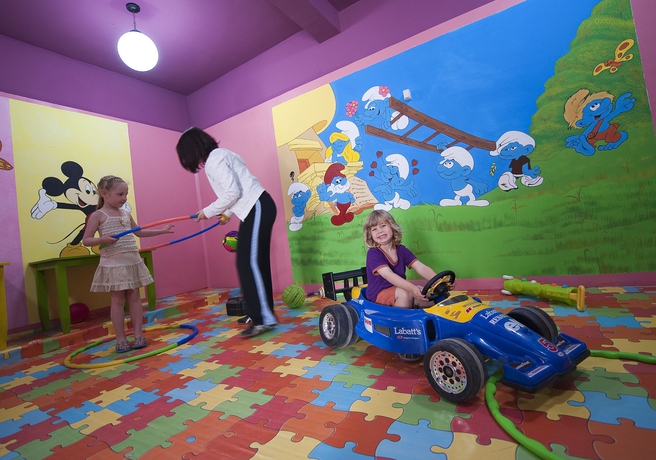 Imagen de los interiores del Hotel Diar Lemdina. Foto 9