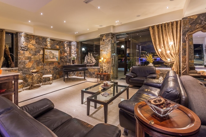 Imagen del bar/restaurante del Hotel Dias Luxury Studios and Apartments. Foto 2