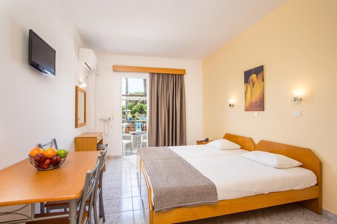 Imagen de la habitación del Hotel Dias Studios, Faliraki. Foto 15