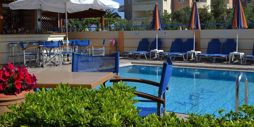 Imagen de los exteriores del Hotel Dias Studios and Apartamentos. Foto 13