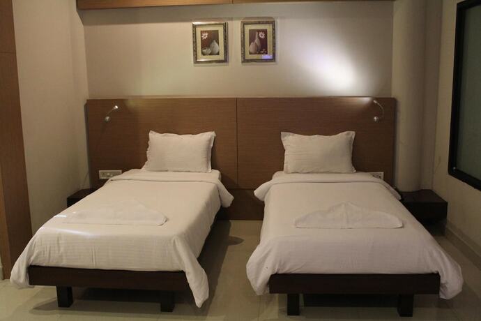 Imagen general del Hotel Dibrugarh Club House. Foto 17