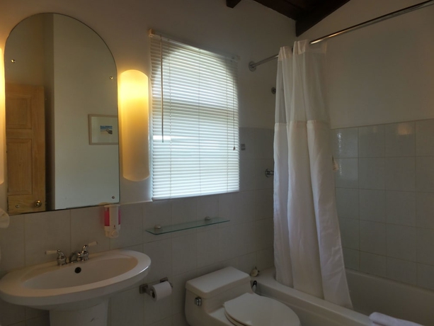 Imagen de la habitación del Hotel Dickenson Bay Cottages. Foto 19