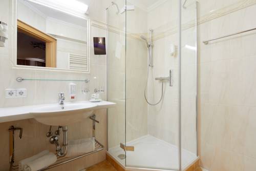 Imagen de la habitación del Hotel Die Hochk&ouml;nigin - Mountain Resort. Foto 9