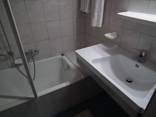 Imagen de la habitación del Hotel Die Traube. Foto 3