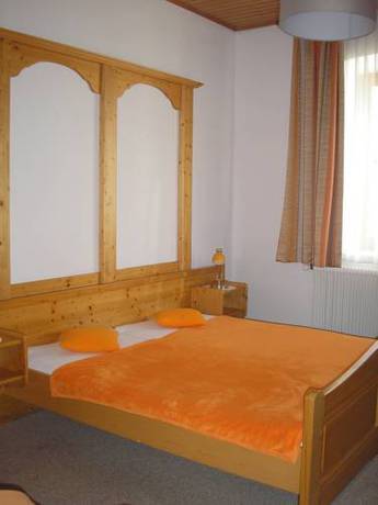 Imagen de la habitación del Hotel Die Traube. Foto 5