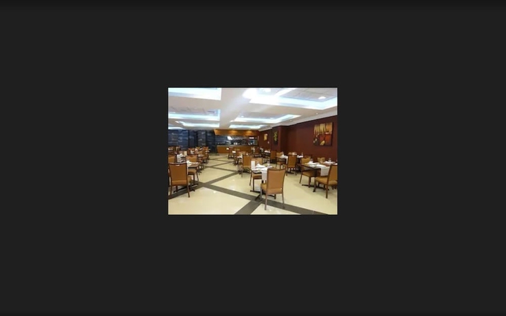 Imagen del bar/restaurante del Hotel Diego Almagro Lomas Verdes. Foto 7