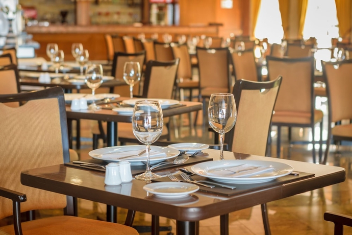 Imagen del bar/restaurante del Hotel Diego De Almagro Antofagasta Costanera. Foto 3