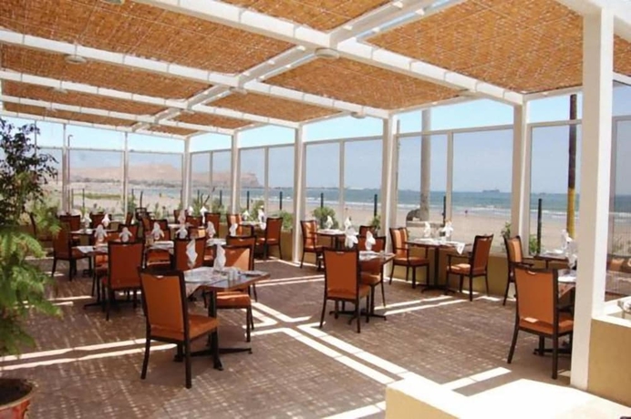 Imagen del bar/restaurante del Hotel Diego De Almagro Arica. Foto 2